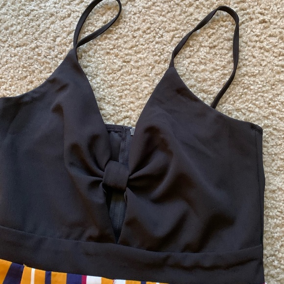 Jumper/Romper - Picture 2 of 5